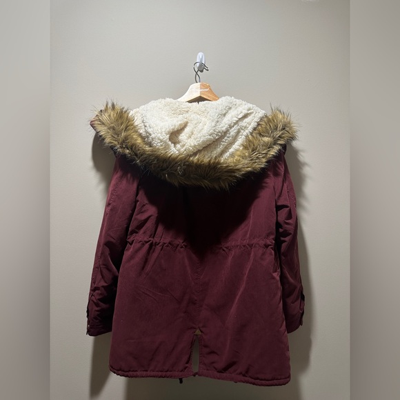 Sherpa lined winter coat - Picture 9 of 11